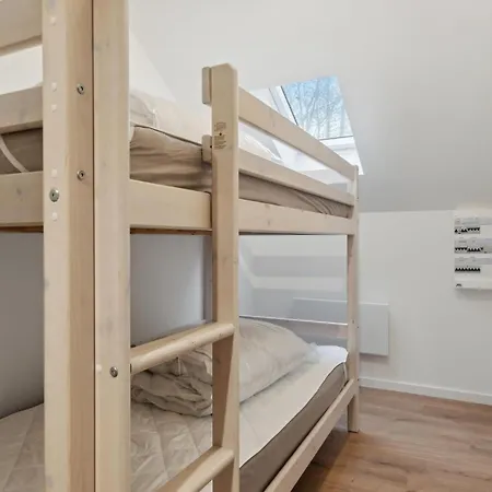 Semesterbostad Amazing In With Kitchen