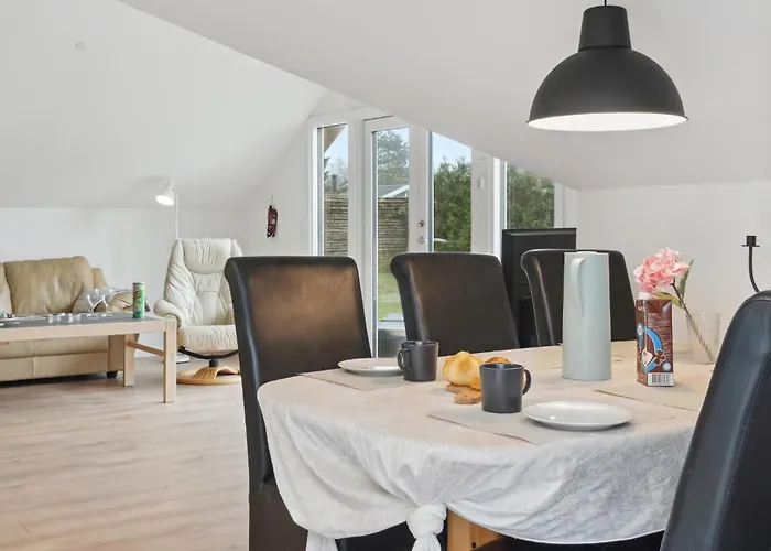 Amazing In With Kitchen *